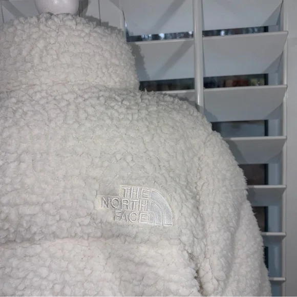 The North Face Nuptse White Gardenia Down Jacket - Picture 15 of 16